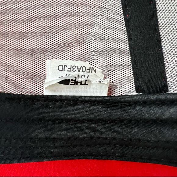 THE NORTH FACE TNF Expedition Antarctica 2017 Mudder Trucker Hat Queen Maud Land - Picture 9 of 9